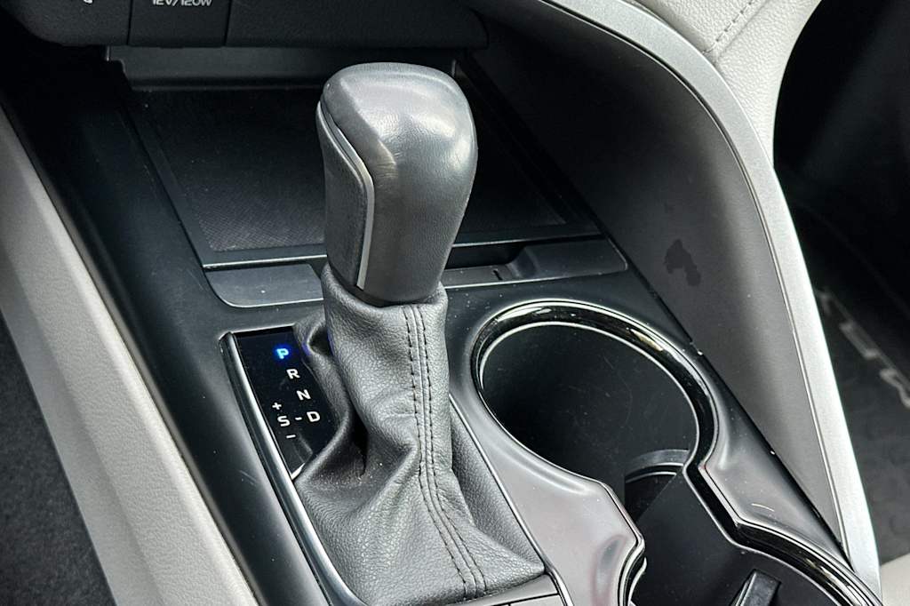 Thumbnail: 2020 Toyota Camry - 14