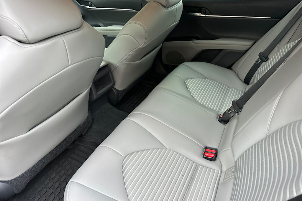 Thumbnail: 2020 Toyota Camry - 10