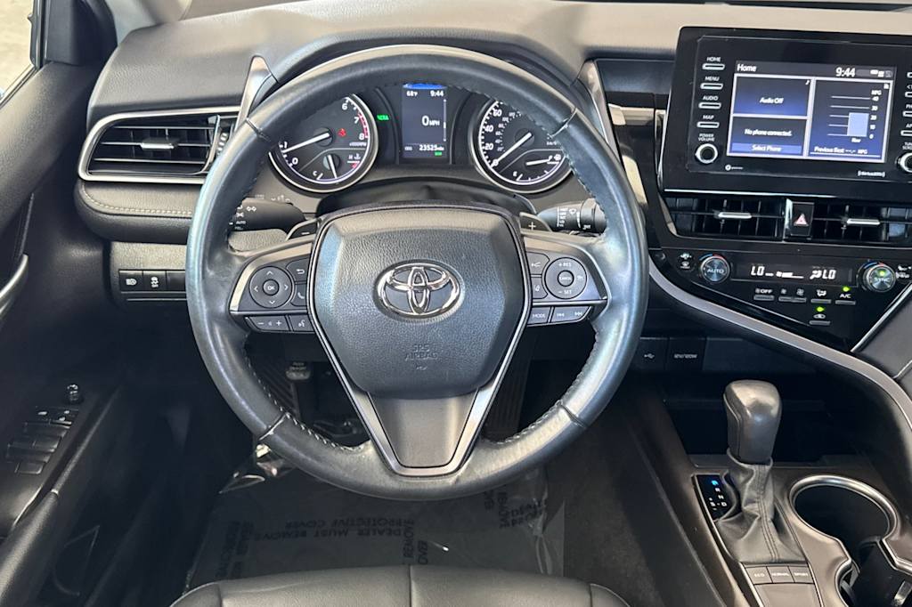 Thumbnail: 2023 Toyota Camry - 12