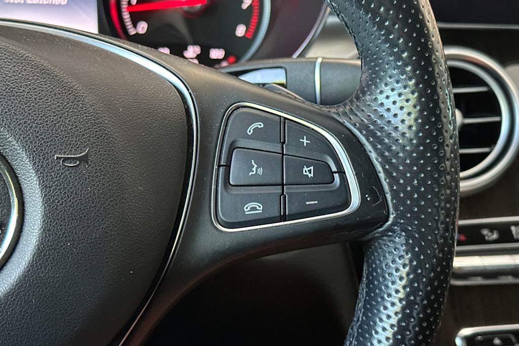 2015 Mercedes-Benz C-Class C 300 31