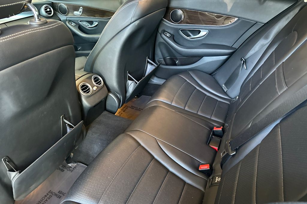 2015 Mercedes-Benz C-Class C 300 11