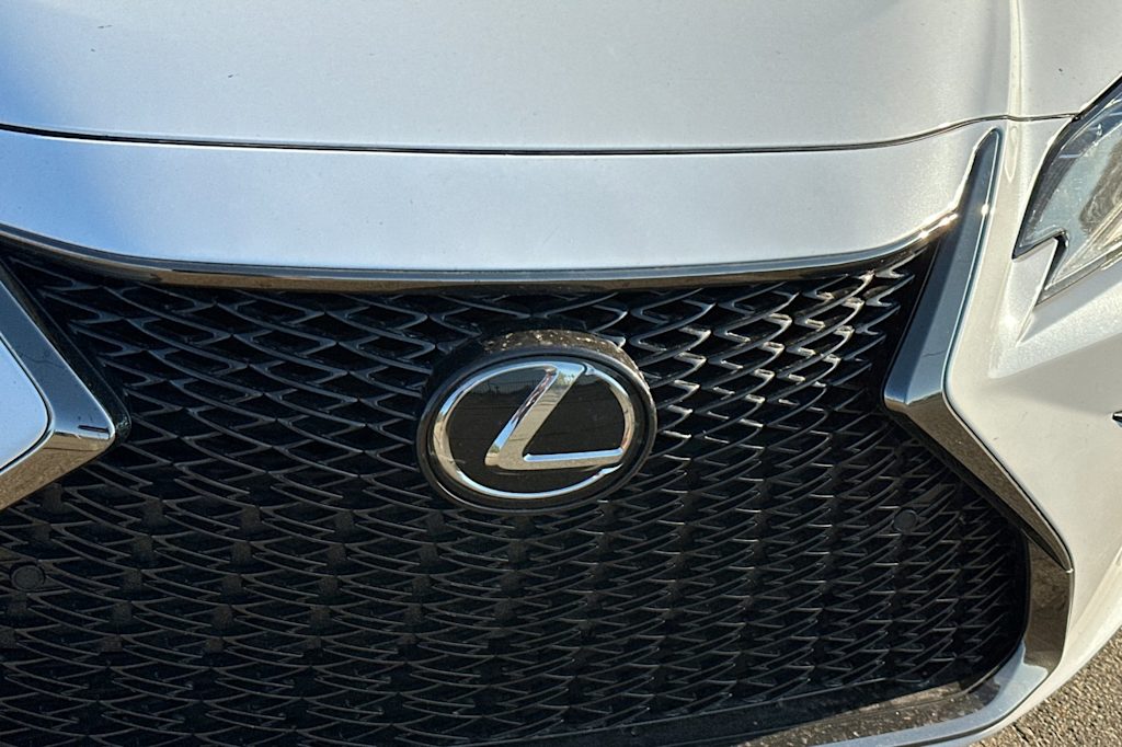 Thumbnail: 2023 Lexus ES - 12