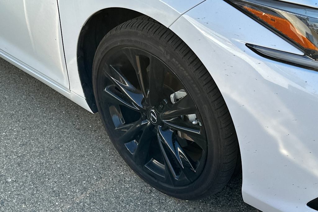 Thumbnail: 2023 Lexus ES - 6