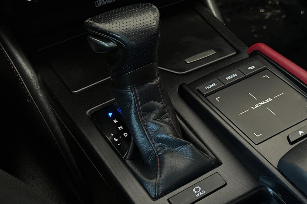 Thumbnail: 2019 Lexus ES - 14