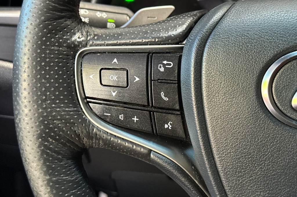 Thumbnail: 2019 Lexus ES - 27