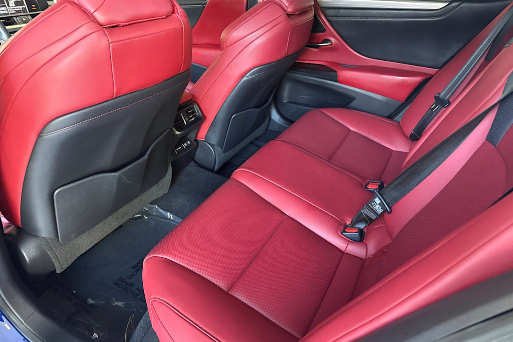 Thumbnail: 2019 Lexus ES - 11