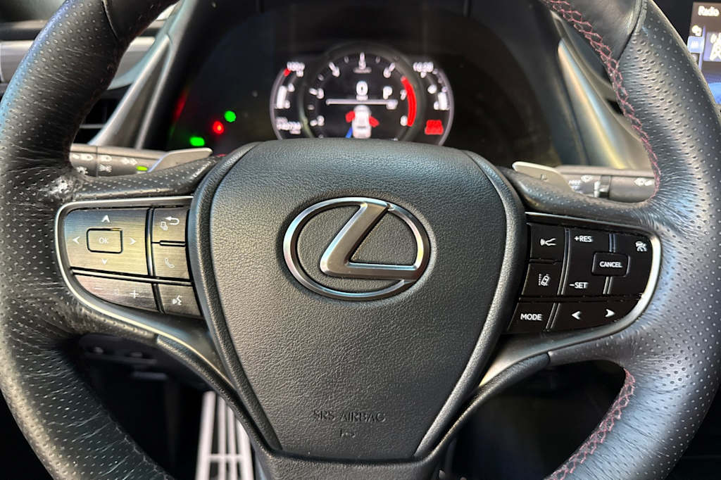 Thumbnail: 2019 Lexus ES - 26