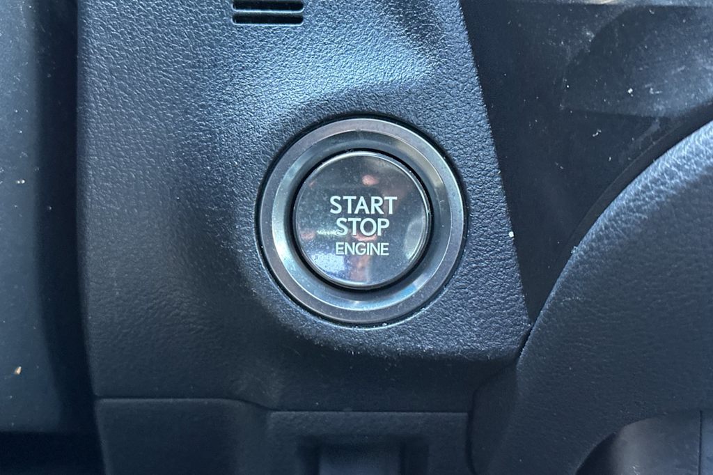 Thumbnail: 2019 Lexus ES - 28