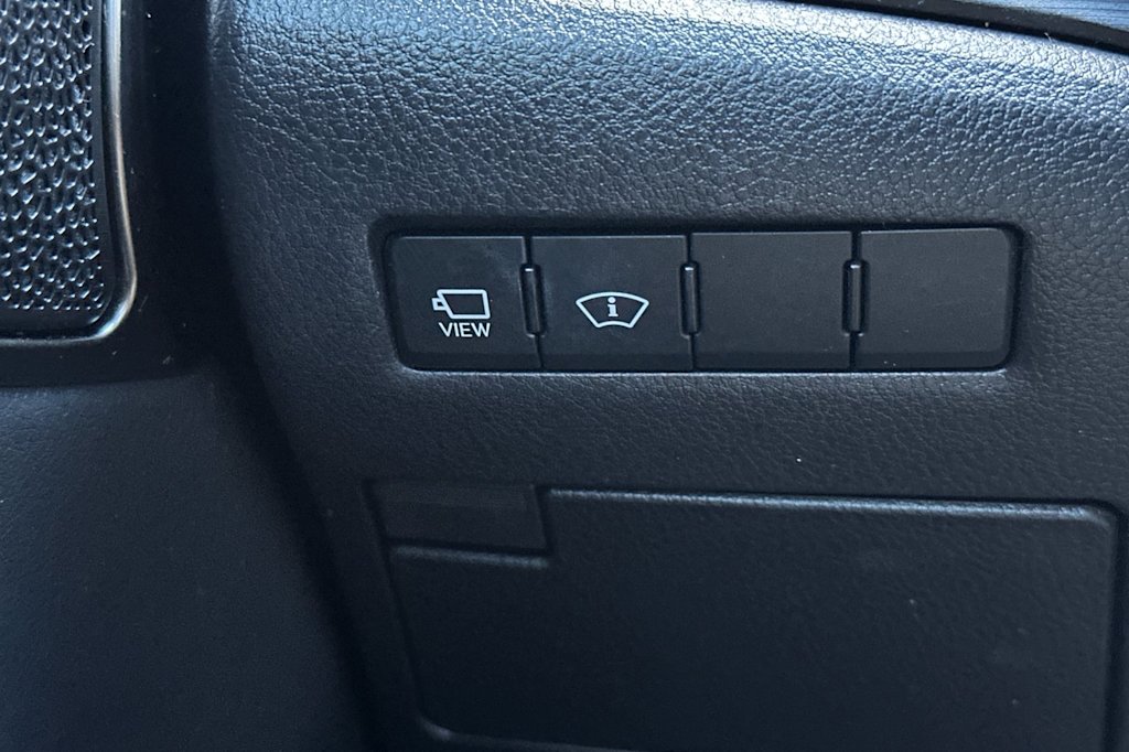 Thumbnail: 2019 Lexus ES - 33