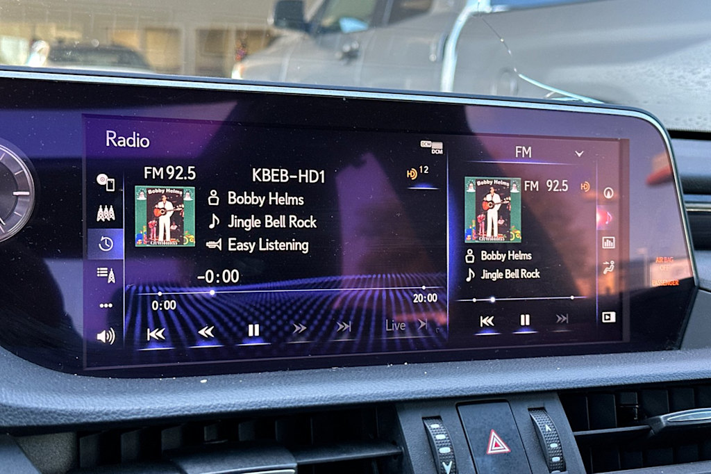 Thumbnail: 2019 Lexus ES - 14