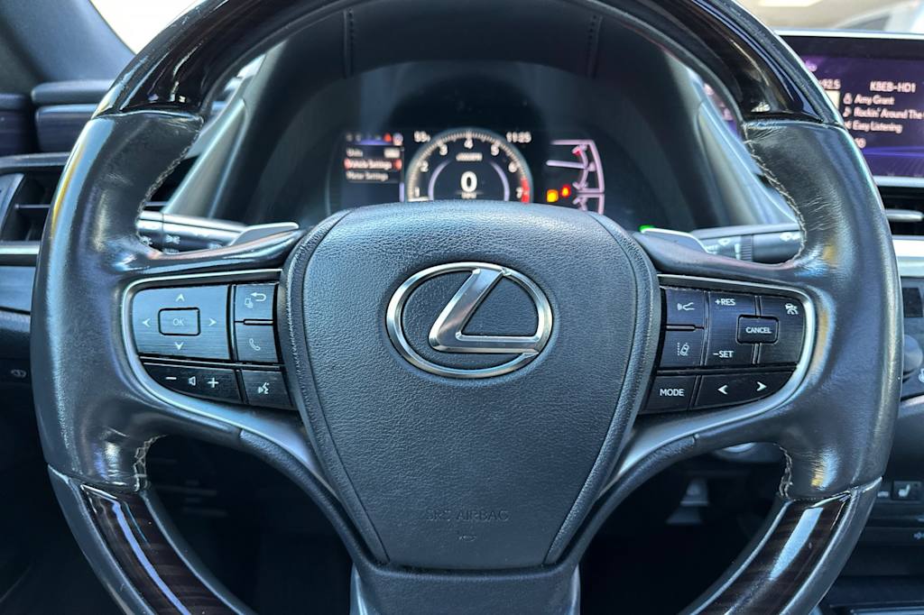 Thumbnail: 2019 Lexus ES - 29