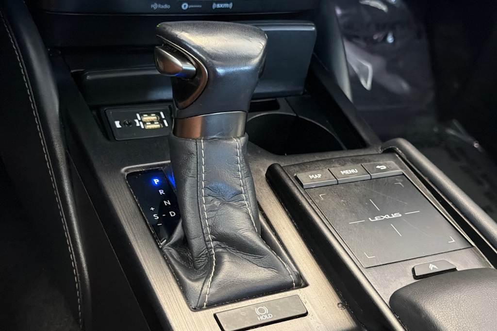 Thumbnail: 2019 Lexus ES - 14