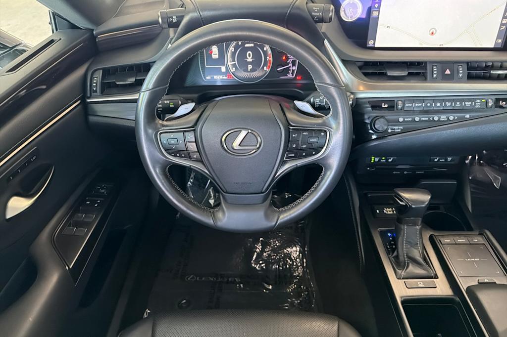 Thumbnail: 2019 Lexus ES - 11