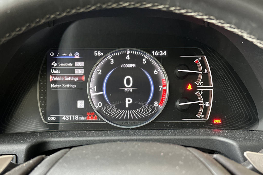 Thumbnail: 2020 Lexus ES - 16