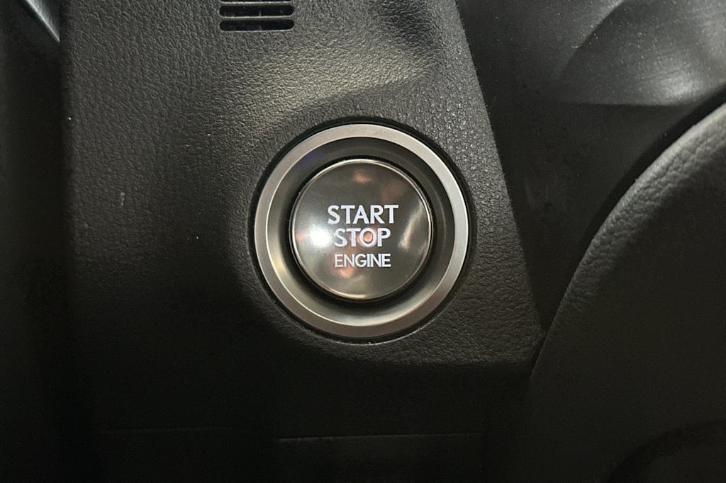 Thumbnail: 2020 Lexus ES - 27