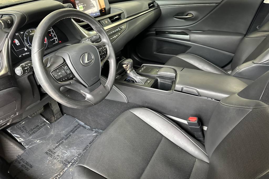 Thumbnail: 2020 Lexus ES - 9