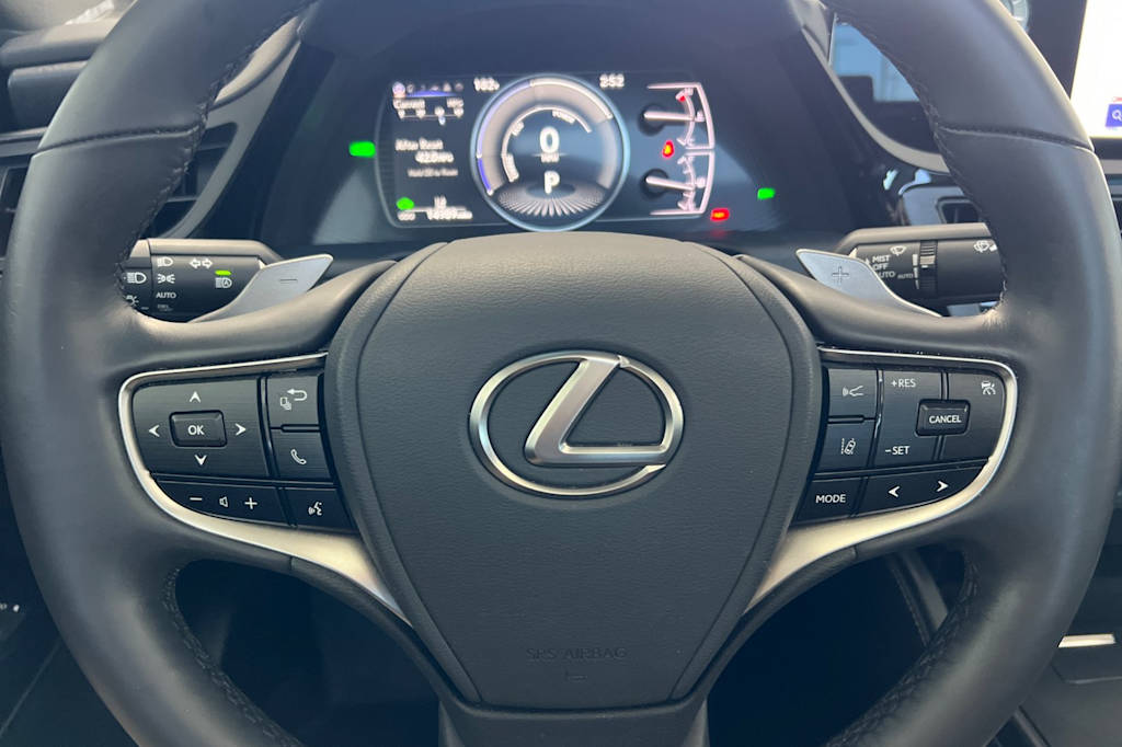 Thumbnail: 2025 Lexus ES - 25