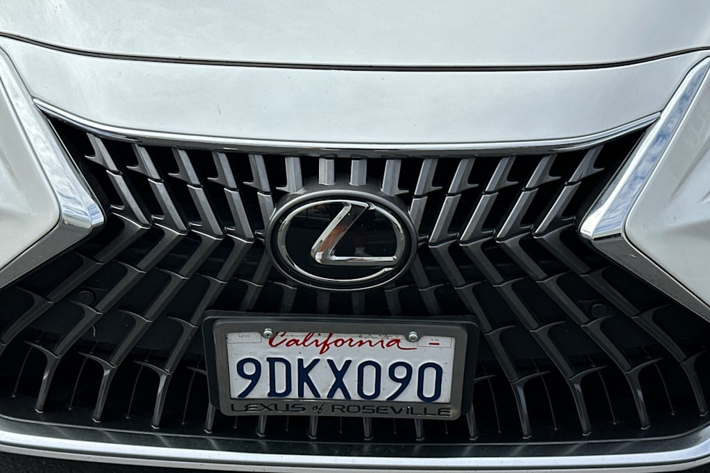 Thumbnail: 2023 Lexus ES - 21