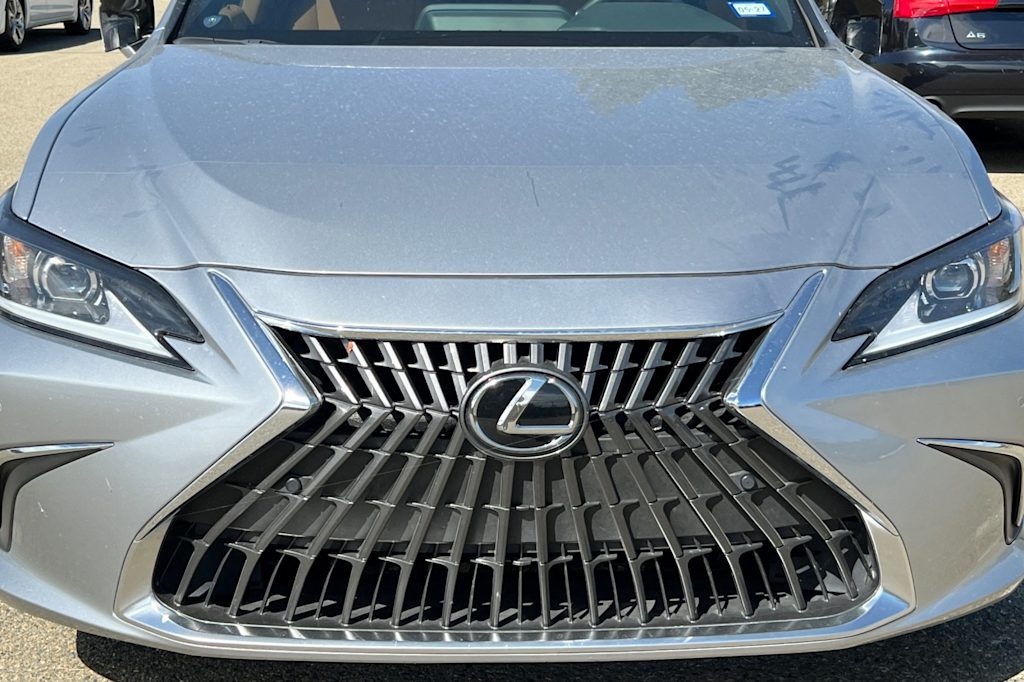 Thumbnail: 2023 Lexus ES - 12