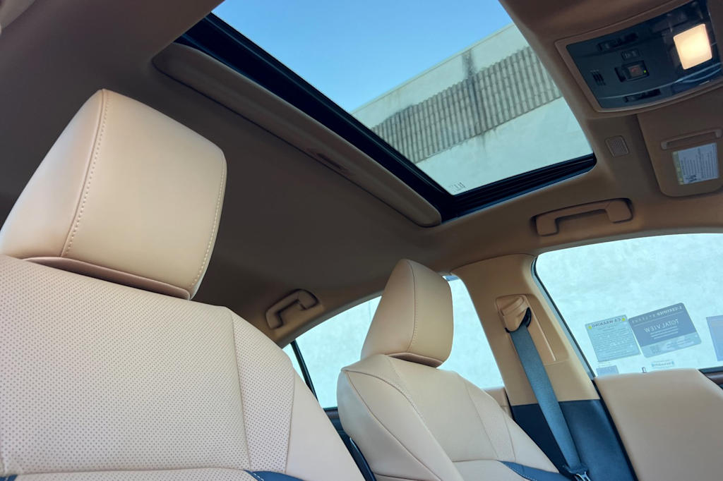 Thumbnail: 2024 Lexus ES - 22