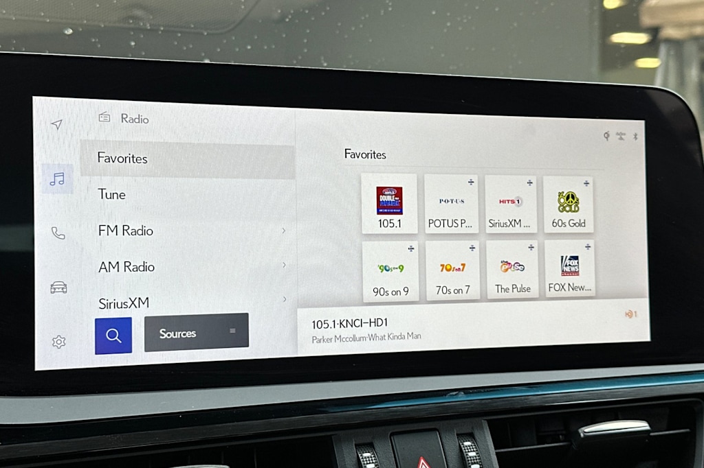 Thumbnail: 2023 Lexus ES - 13