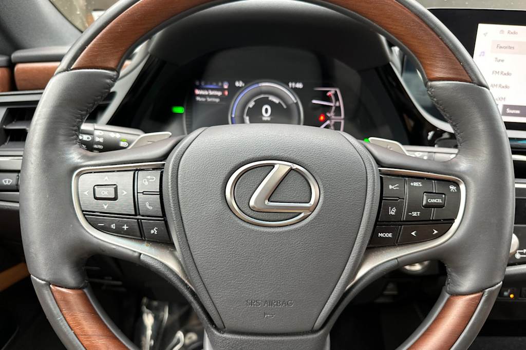 Thumbnail: 2023 Lexus ES - 28