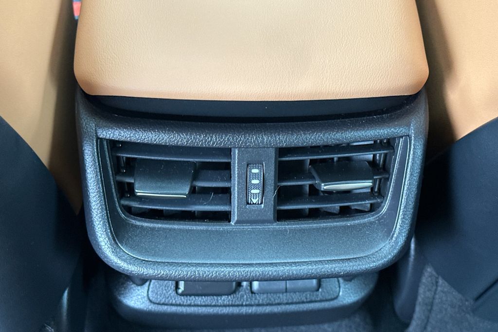 Thumbnail: 2023 Lexus ES - 22