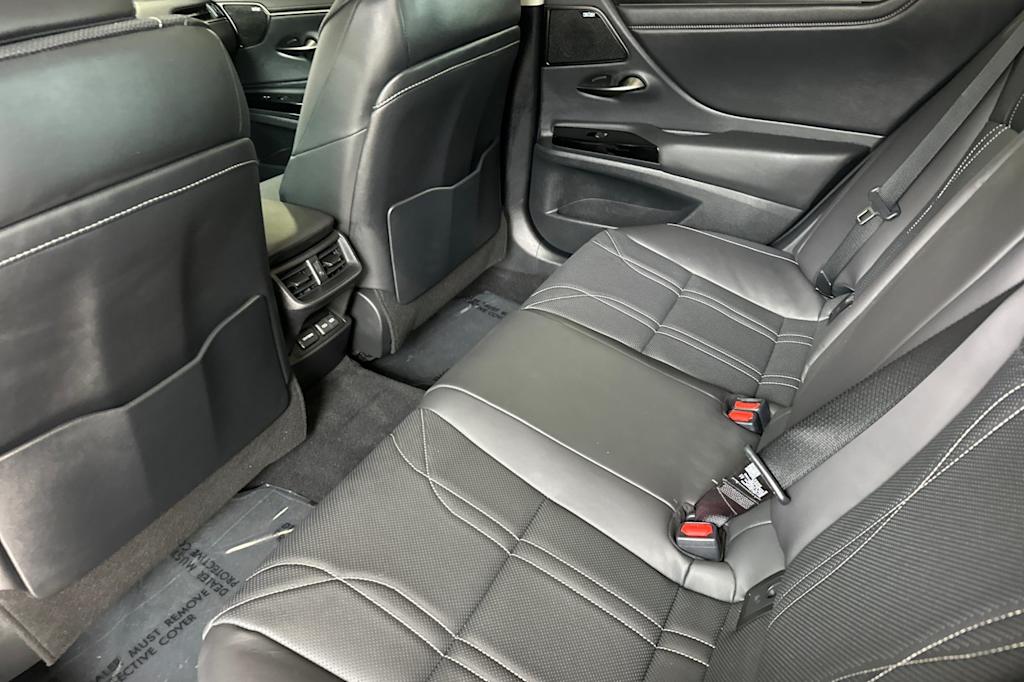 Thumbnail: 2023 Lexus ES - 11