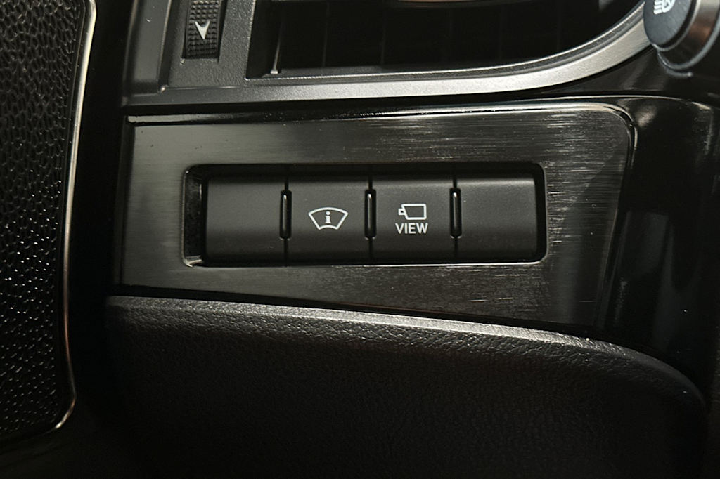 Thumbnail: 2023 Lexus ES - 32