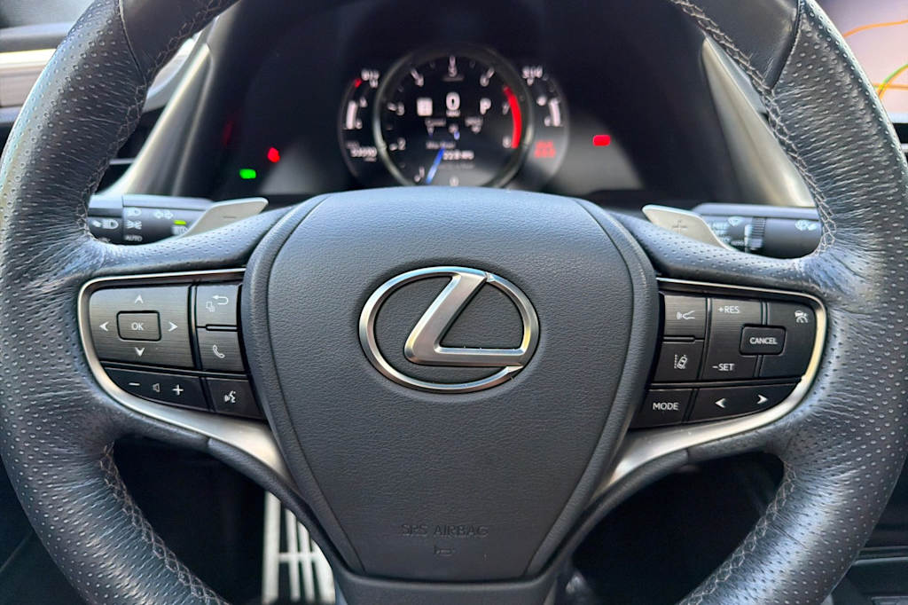 Thumbnail: 2020 Lexus ES - 29
