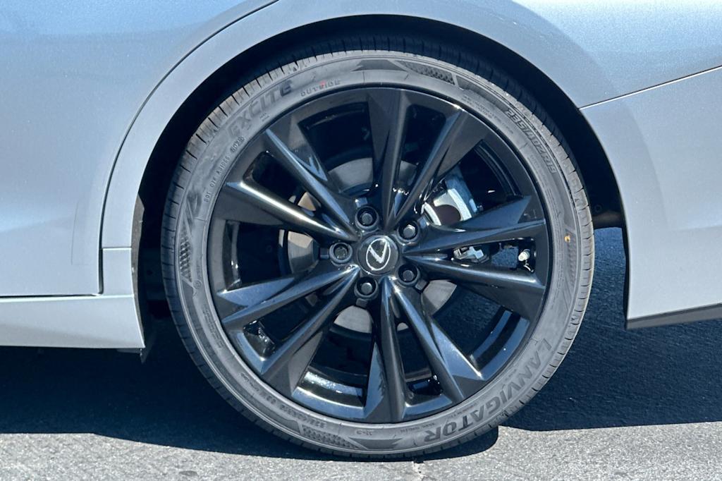 Thumbnail: 2023 Lexus ES - 8