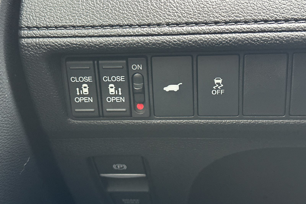 Thumbnail: 2025 Honda Odyssey - 33