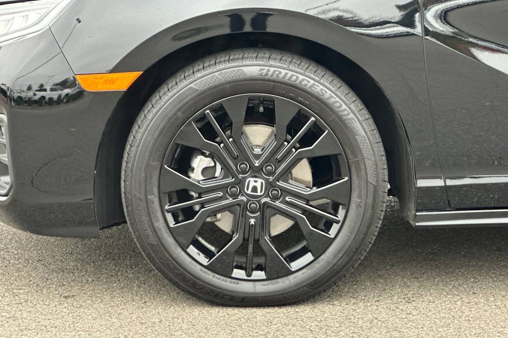 Thumbnail: 2025 Honda Odyssey - 8