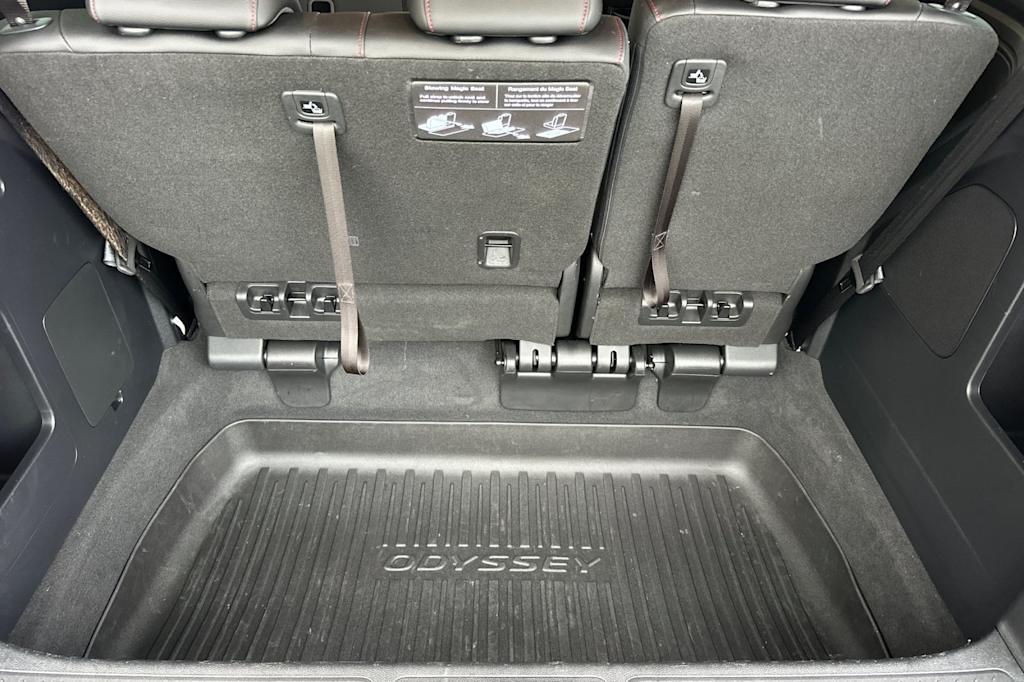 Thumbnail: 2025 Honda Odyssey - 16