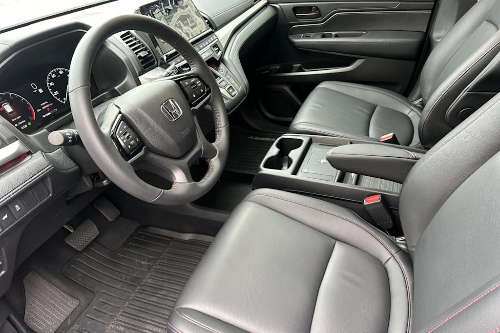 Thumbnail: 2025 Honda Odyssey - 10