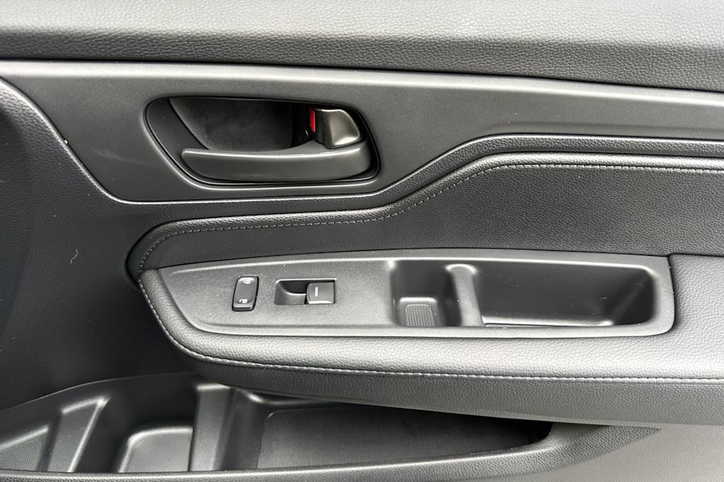 Thumbnail: 2025 Honda Odyssey - 24