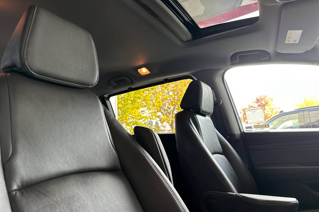 Thumbnail: 2019 Honda Odyssey - 11