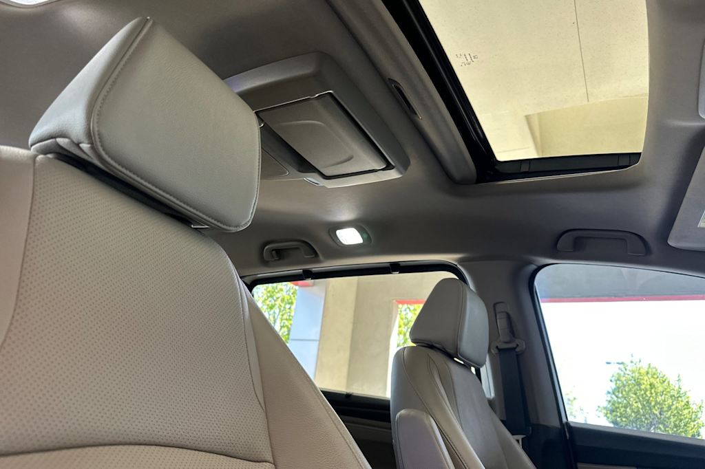 2019 Honda Odyssey Elite 22