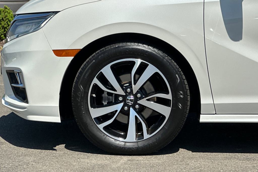 2019 Honda Odyssey Elite 8