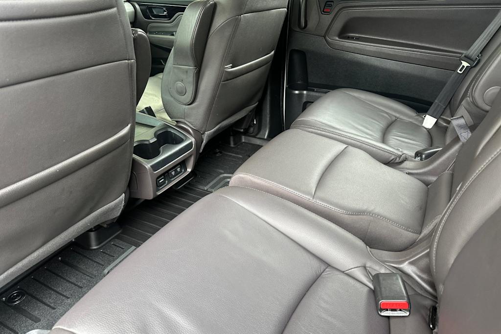 Thumbnail: 2018 Honda Odyssey - 12