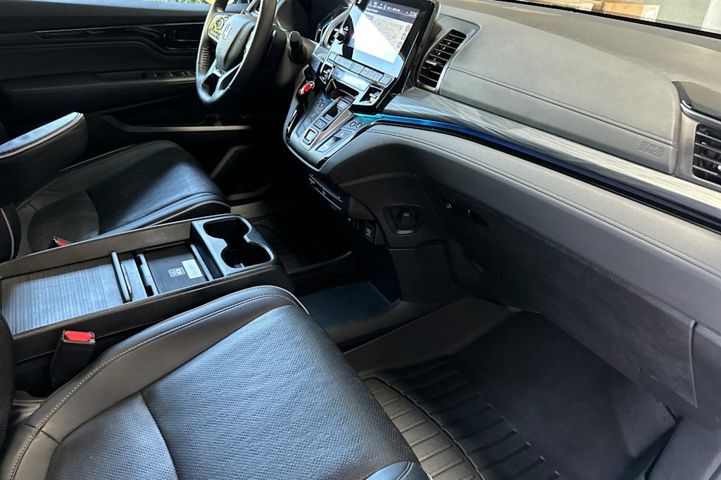 Thumbnail: 2023 Honda Odyssey - 12
