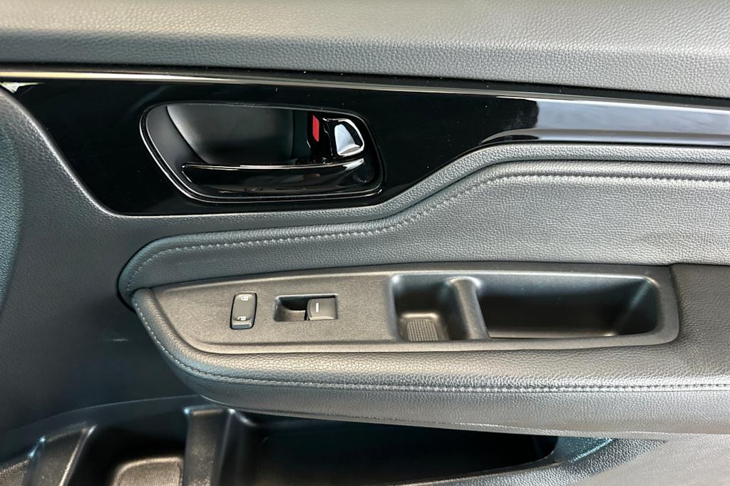 Thumbnail: 2023 Honda Odyssey - 25