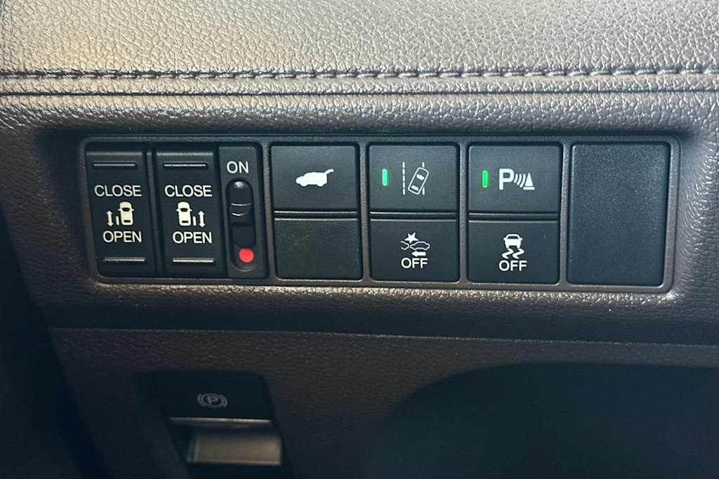 Thumbnail: 2019 Honda Odyssey - 34