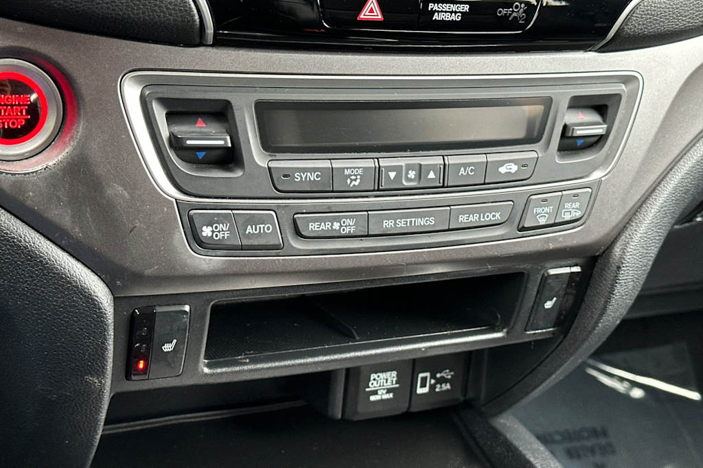Thumbnail: 2019 Honda Pilot - 29