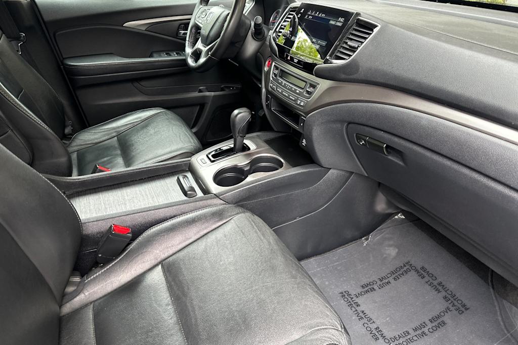 Thumbnail: 2019 Honda Pilot - 13