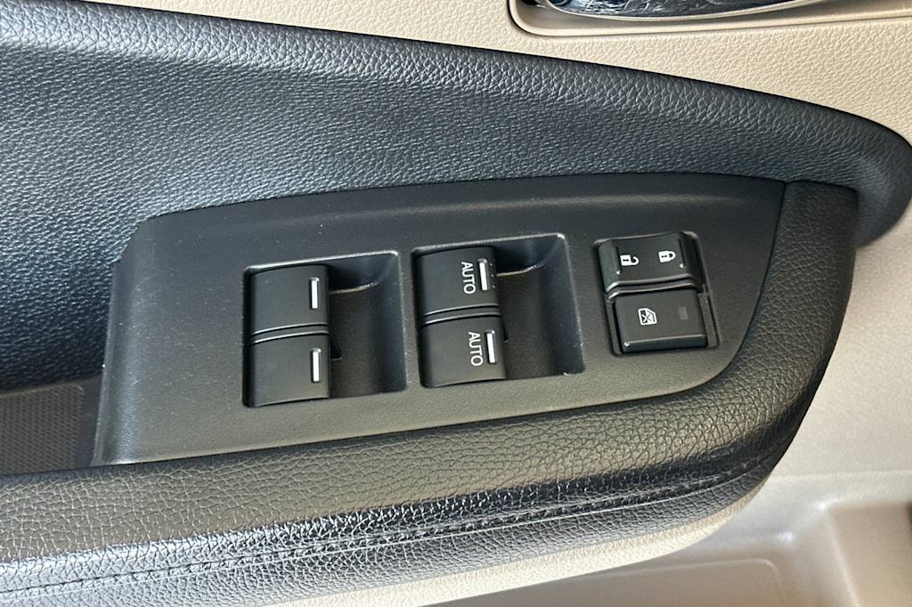 2017 Honda Pilot EX-L 22
