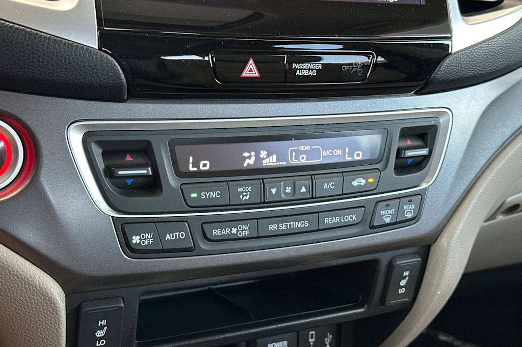 2017 Honda Pilot EX-L 28