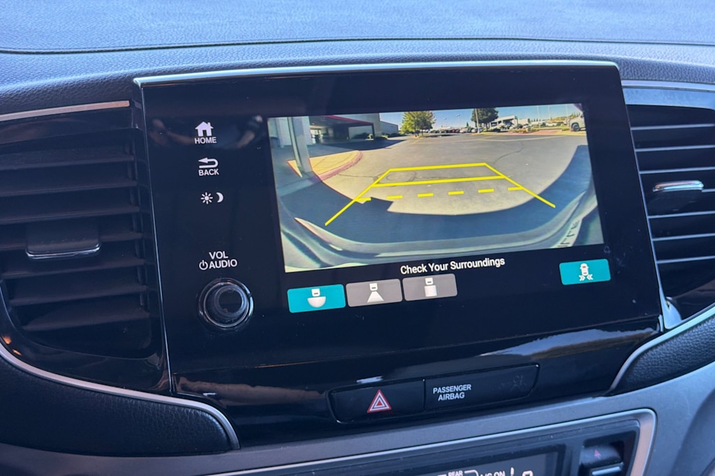 Thumbnail: 2019 Honda Pilot - 26