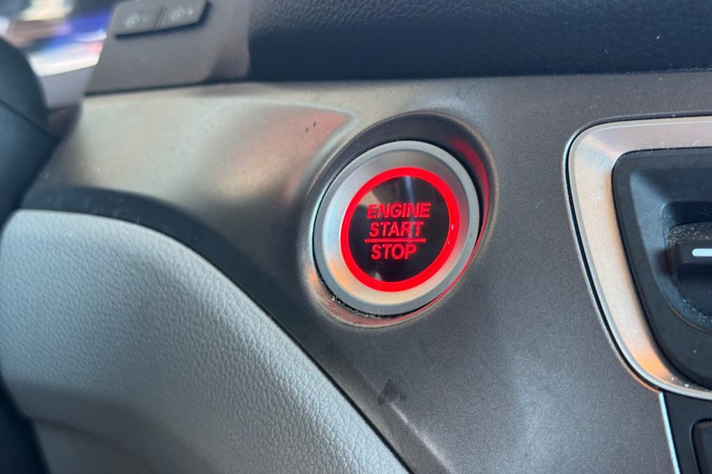 Thumbnail: 2019 Honda Pilot - 28
