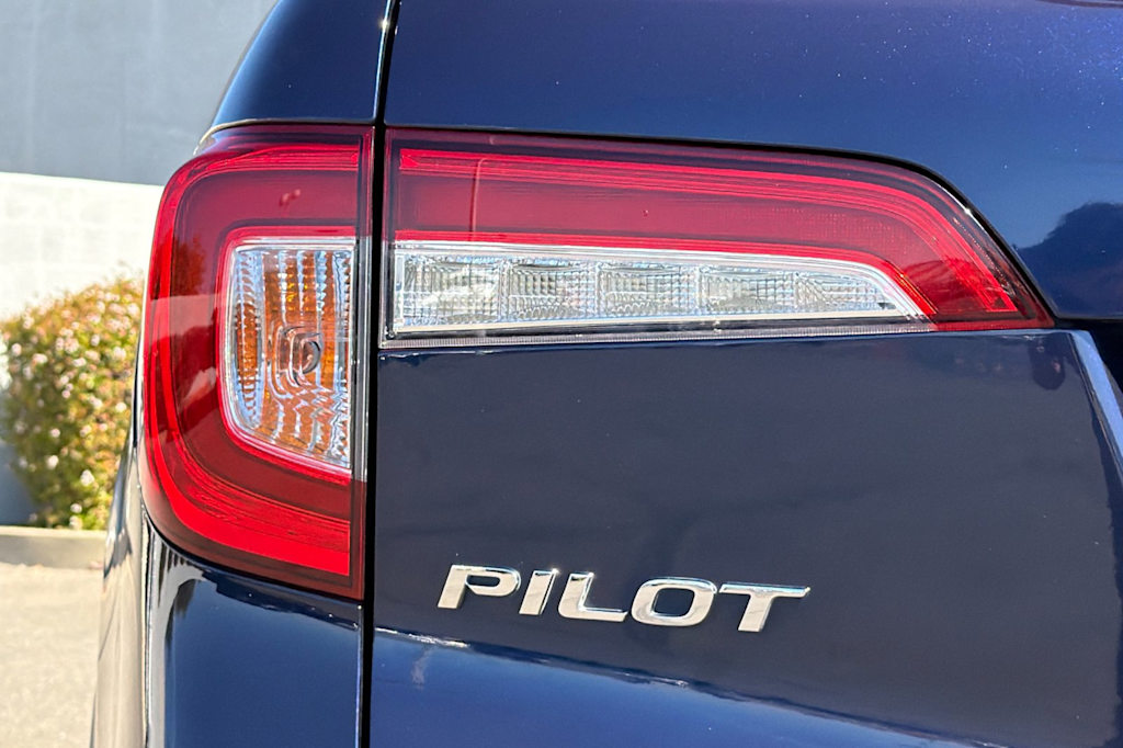 Thumbnail: 2019 Honda Pilot - 34